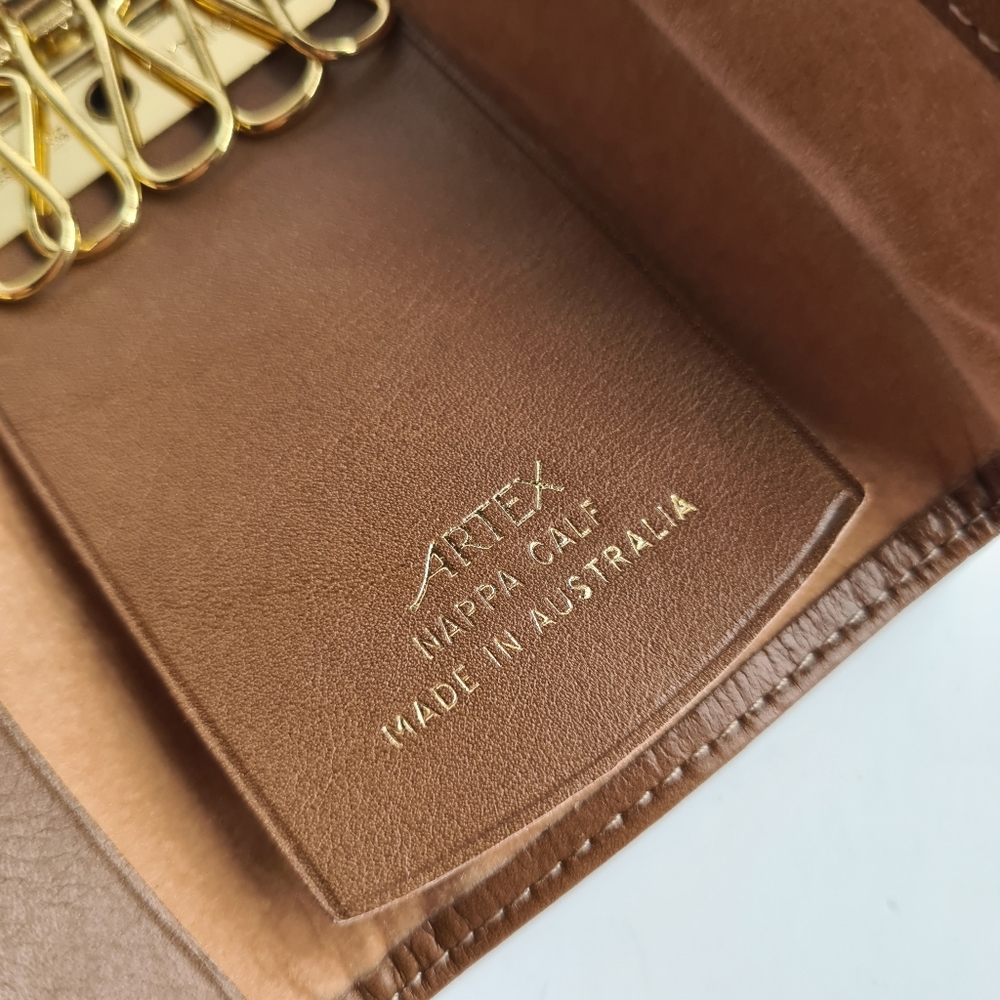 Vintage Artex Tan Leather Key Holder - Picture 5 of 11